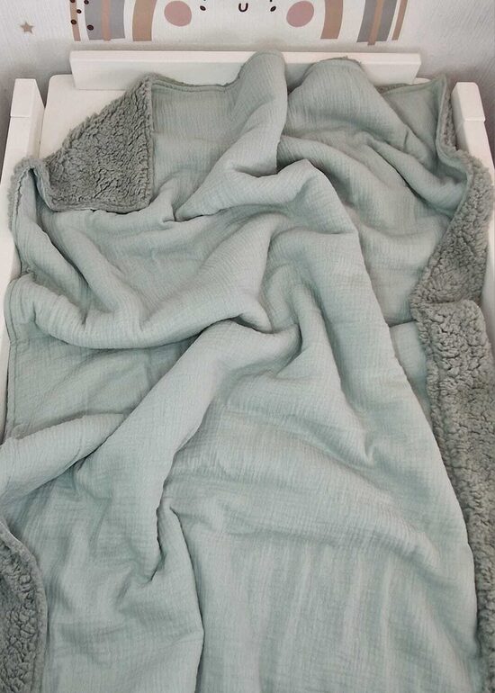 Muslīna un “Teddy” auduma sega