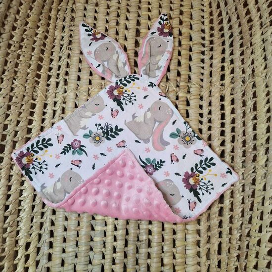 Miega lupatiņa - "zaķis garausis" maigi rozā minky