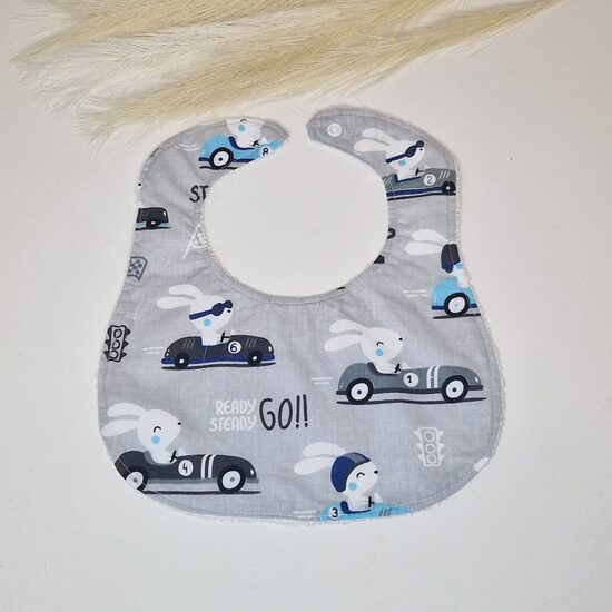 Lacīte-siekalu ķērājs - zaķis mašīnā