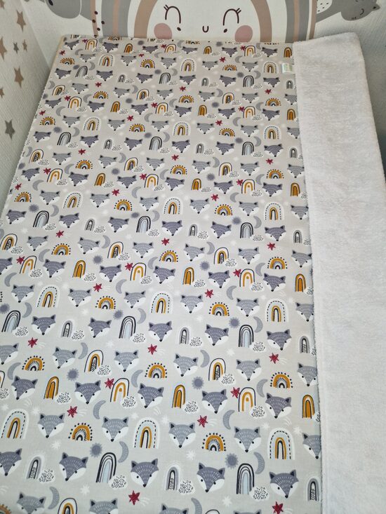 Mitrumnecaurlaidīgs paladziņs “pelēkā lapsa”