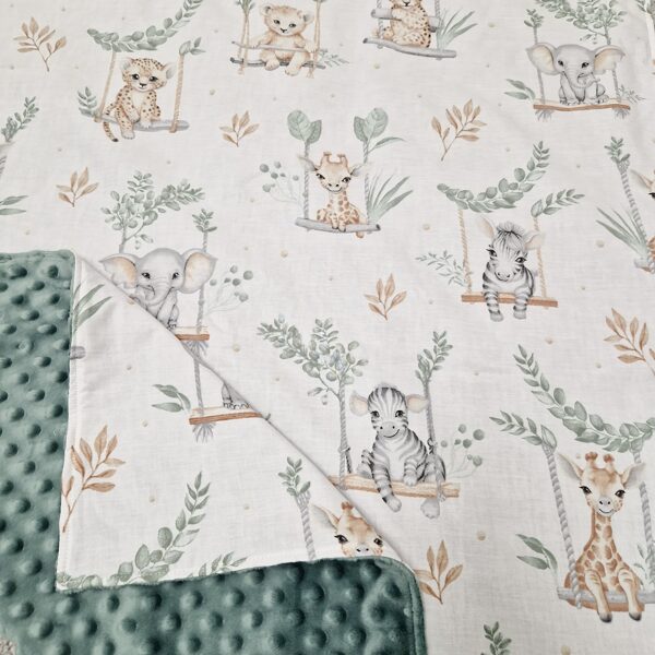 Minky flīsa sedziņa ar dzīvniekiem uz šūpolēm